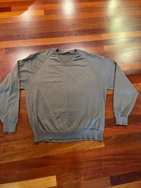 Silverdale Men's V-Neck Merino Sweater in Taupe Brown